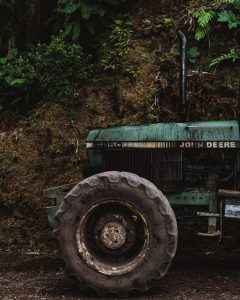 Tractor agrícola